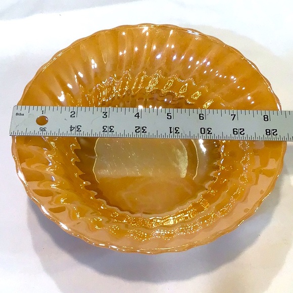 Iridescent Peach Luster Ware serving Bowl Fire King USA - Picture 6 of 6